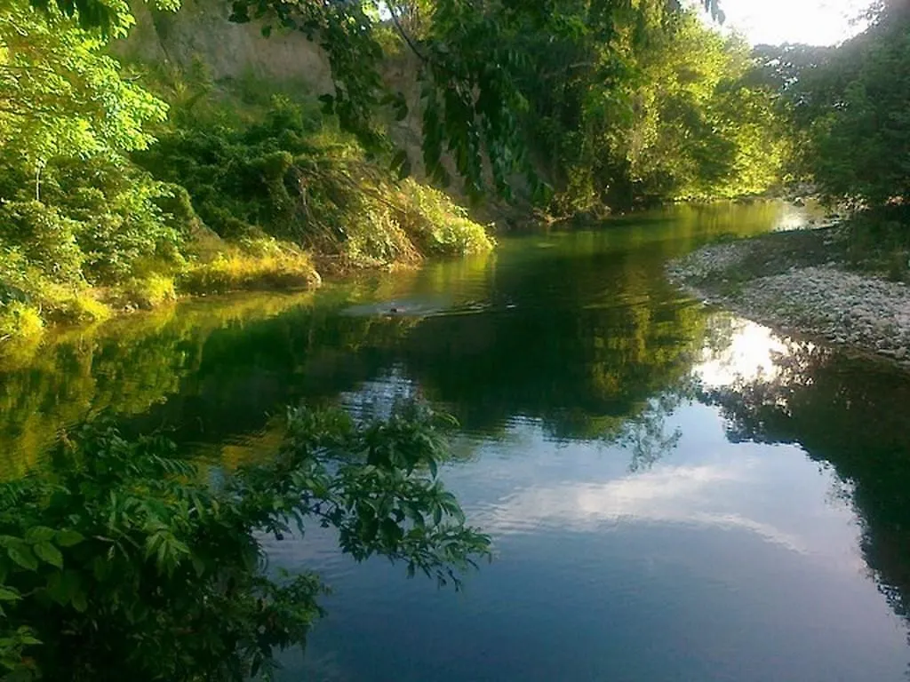 Sun Camp DR Eco-Village Munoz